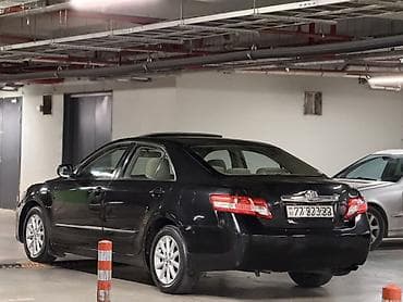 camry: Toyota Camry: 2.4 l | 2010 il Sedan — 2