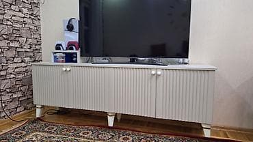 Мебель: Б/у, Прямой ТВ стенд, С полками — 1