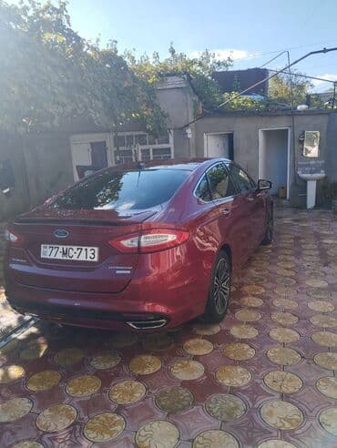 te 25 traktor: Ford Fusion: 2 l | 2015 il 317000 km Sedan — 5
