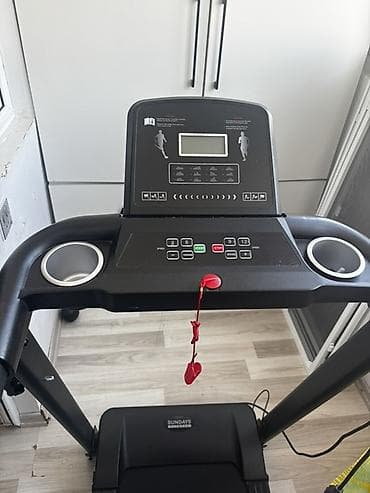 Sundays Fitness qaçış trenajoru - Kompakt qatlanan dizayn: Asanlıqla — 5