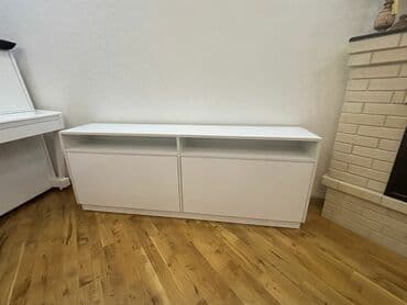 tibbi rəf: Düz TV altlığı, Polkalı — 3