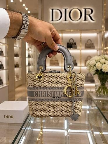 525 prob qizil: Əl çantası, Dior — 4