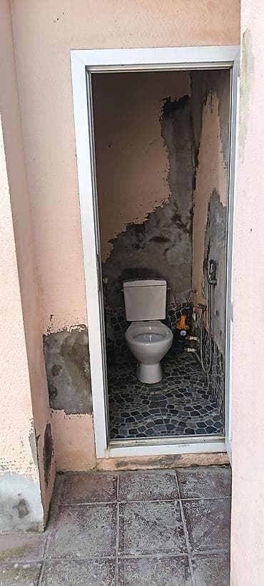 xudat ev: Qiymet 65000.unvan yeni ramani agciceyim gul maqazininen uz be uz — 1