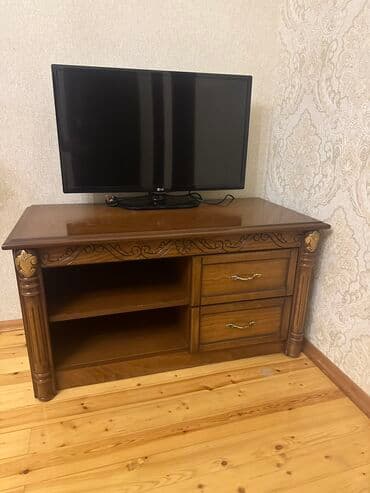 где купить матрицу для телевизора: Б/у, Прямой ТВ стенд, С полками, Деревянный — 1