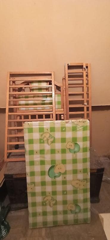 ucuz besik: Oğlan və qız üçün, Dördbucaq, Beşik, Matras ilə, Yellənmə mexanizmsiz — 1