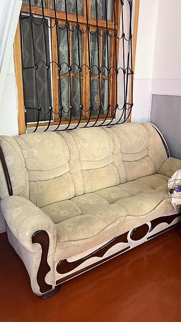 divan dəstləri: İşlenmiş Divan ve 2 eded kreslodur keyfiyyetce dözümlü ve yumşaq — 3