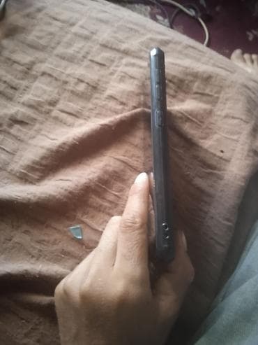 13 pro max iphone: Xaraflgi yoxdur — 3
