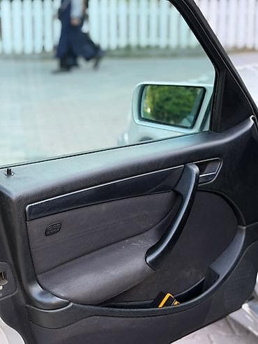 mercedes motor yağları: Mercedes-Benz C-Class: 1.8 l | 2000 il Sedan — 8