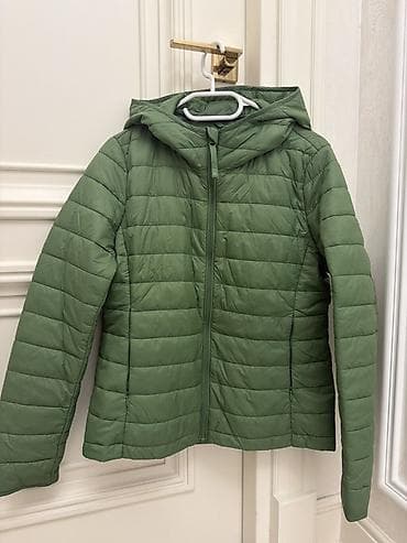 dini geyim: Puxovik kurtka, Benetton, M — 1