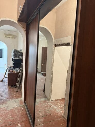 Divan və kreslo dəstləri: Kupe, 2 qapılı Düz dolab, Qarderob, paltar dolabı — 1