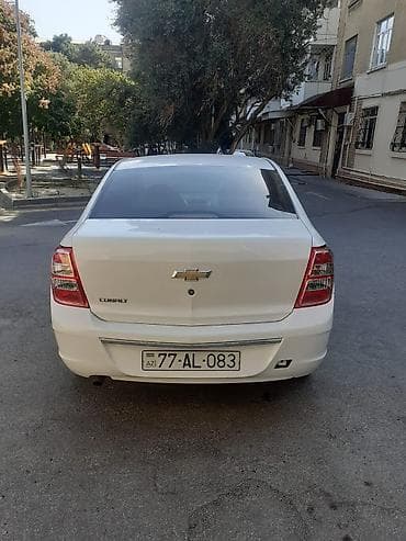 chevrolet cruze diffuser: Chevrolet Cobalt sedan – ağ rəng, 4 qapı, şəhər və ailə istifadə üçün — 2