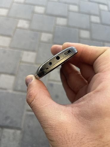 nokia 8830: Nokia C3 — 2