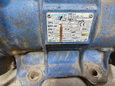 matorlu araba: Sənaye tipli elektrik mühərriki – OMB S.r.l. (Italy) Motovibratori — 3