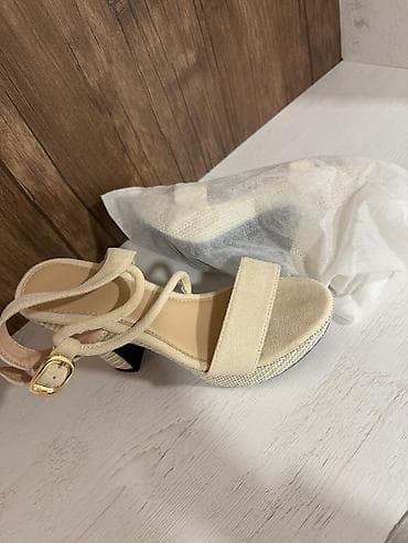 Çəkmələr: Новые.размер 36 .цена 15 манат. Tezedi.razmer — 2