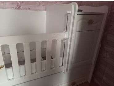 gencede mebel salonlari: Oğlan və qız üçün, İşlənmiş, Beşik, Matras ilə, Yellənmə mexanizm ilə — 3