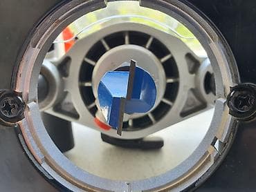 mini drel satilir: Makita RT0701CX7 elektrik əl frezeri – 2 baza və aksesuarlarla — 6