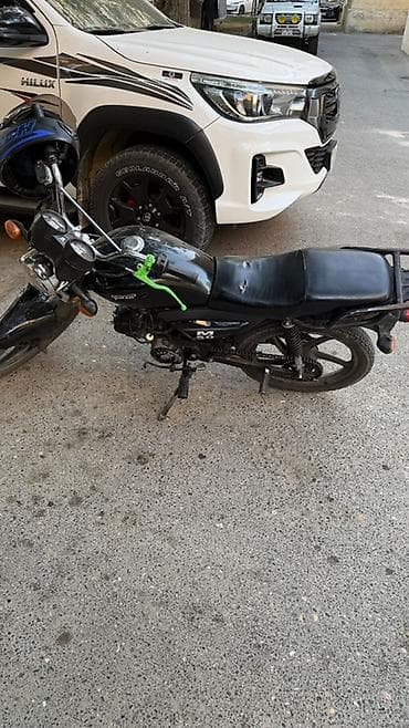 eylec diski: Moped/motosiklet – Turan M50, qara rəngdə - Mühərrik: 50cc (M50 — 1