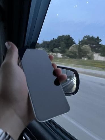iphone 12 i: IPhone 13, 128 GB, Ağ — 3