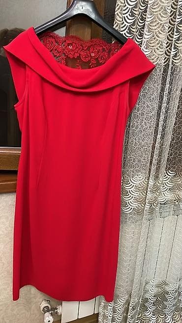 tul donlar: Qırmızı rəngli zərif qadın donu - Model: dizüstü uzunluqda, qolsuz - — 2