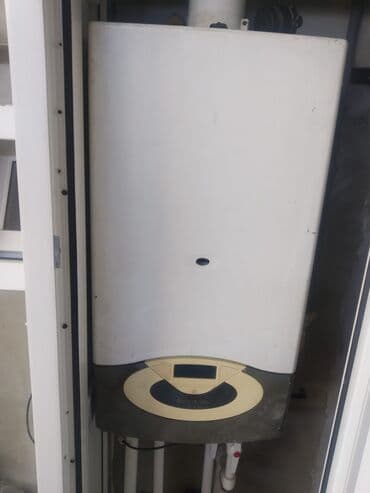 ikinci əl moydadırlar: İşlənmiş Kombi Ariston 28 kVt, Ödənişli çatdırılma, Rayonlara çatdırılma, Pulsuz çatdırılma, Zəmanətsiz, Kredit yoxdur — 1