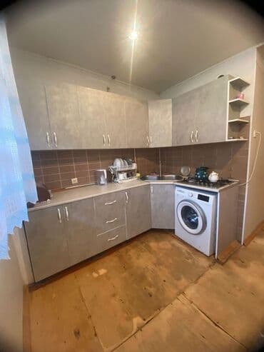 9 mkr kirayə evlər: 4 otaqli menzil sumqayit şeher 12ci mikrorayonda yerlesir,orta — 26