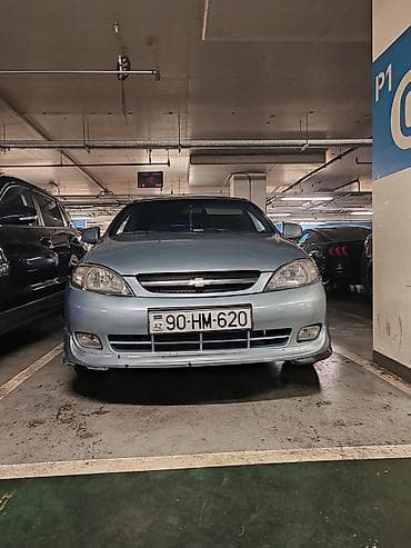 Chevrolet Lacetti: 1.6 l | 2009 il 268000 km Hetçbek