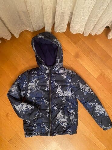 Az geyinilib,baha alınıb, ustunde 8 yaw yazilsa da 5-6 yawa gedir