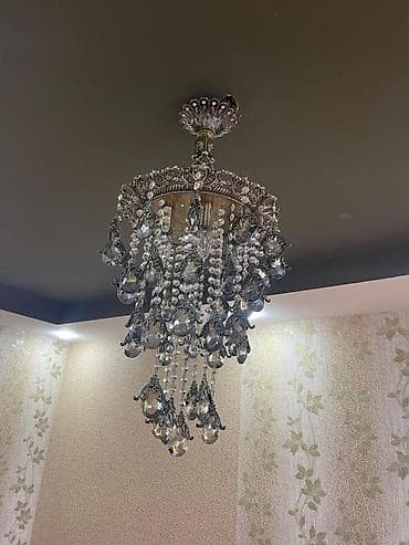 tarixe aid sekiller: Çılçıraq — 2