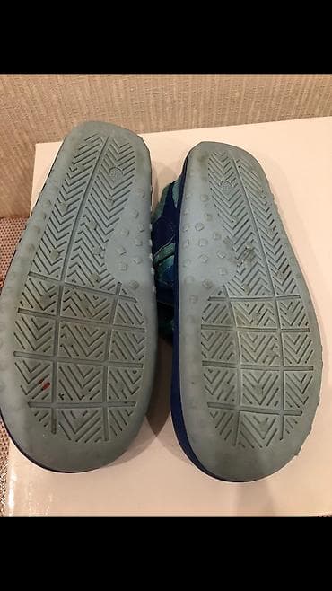 Столы для кормления: 26 razmer,yaxshi veziyyetde — 5