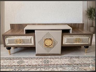 Tv stend 120 manat.Catdirilma odenisle.Unvan Bakixanov*Tehi