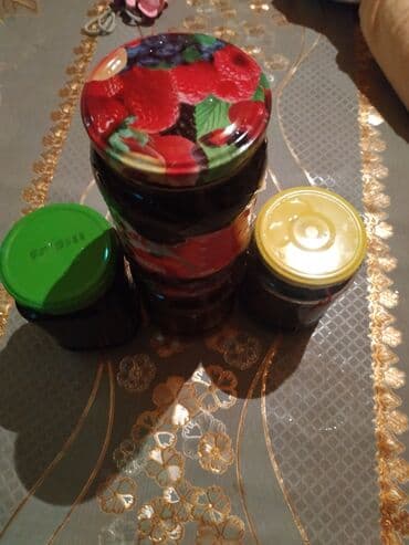 ağ gilas mürəbbəsi: Qoza behmezi satılır Şişka qozasinin behmezi kilosu 35 manata qaza — 1