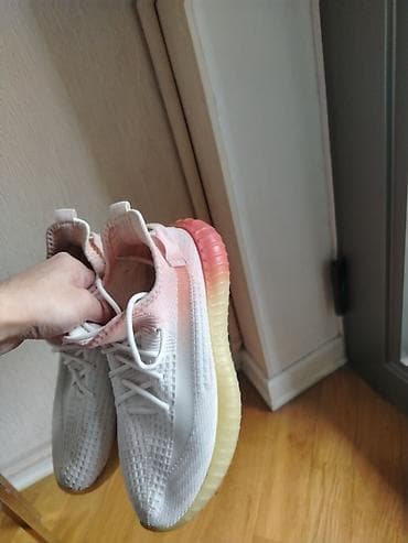 şəffaf ayaqqabilar: Uniseks idman krossovkaları - Rəng: ağ üst hissə, açıq çəhrayı tonlu — 3