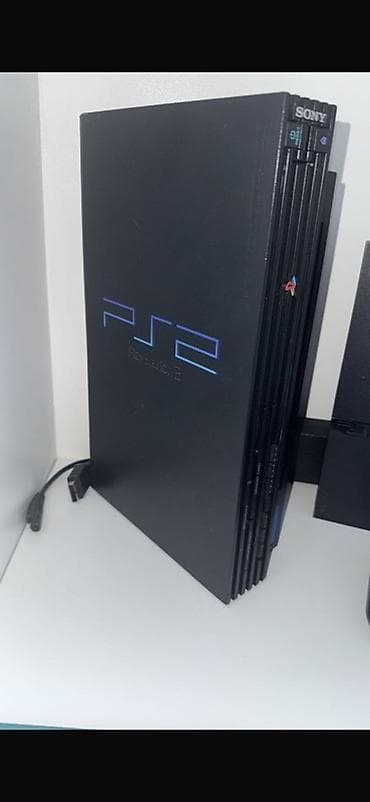 hard: Sony PlayStation 2 (PS2) “Fat” versiyası – tam set Komplekt: - PS2 — 1