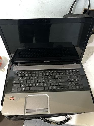 internet sputnik: Toshiba noutbuk • Model: Toshiba Satellite seriyası (korpusda — 2