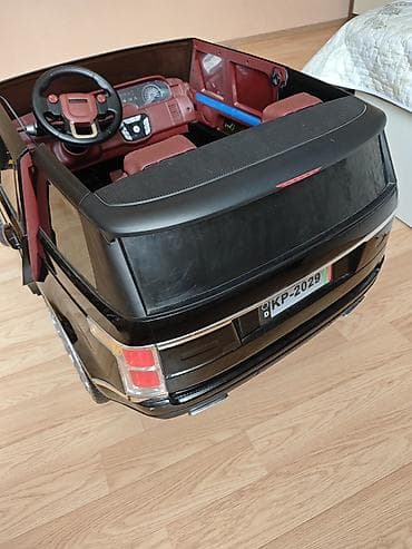 uşağ maşını: Uşaq üçün elektrikli minik maşını - Korpus: qara rəngli SUV dizaynı — 4