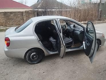 babek teker bazari: Toyota Vitz / Platz / Yaris / Echo: 1.3 l | 2002 il Sedan — 5