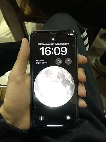 iphone 10 qiyməti: IPhone X, Gümüşü, Simsiz şarj — 2