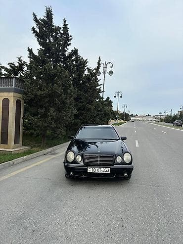 w210 stoplar: Mercedes-Benz E-Class W210 sedan - Kuzov: 4 qapılı sedan, qara rəng - — 3