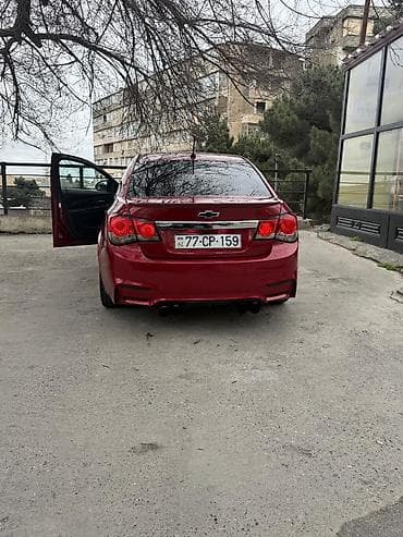 chery sedan 2008: Chevrolet Cruze: 1.4 l | 2011 il 131000 km Sedan — 7