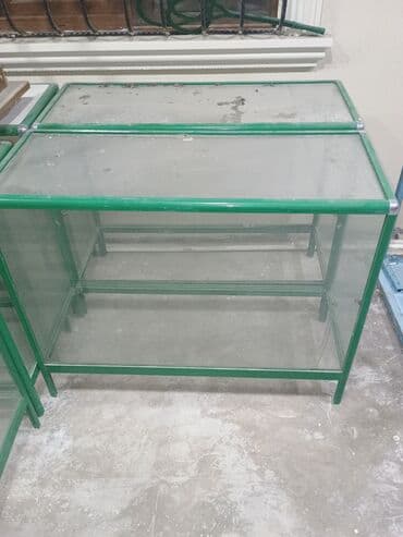 вешалка для одежды напольная: Şüşə vitrin/stend - Material: temperli şüşə panellər, metal boru — 2