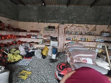 ev alqi satqi kiraye: Ağdam royunun Mahrızlı kənfi Yusif marketlə üzbə üz obiyekt icarəyə — 3