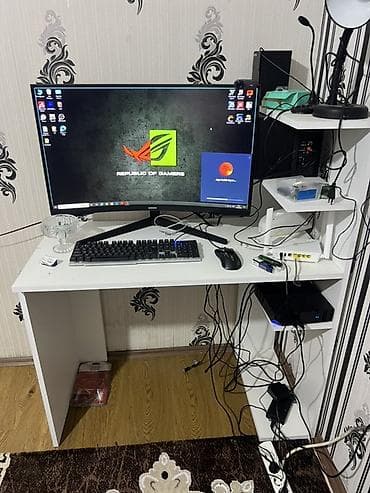 oyun cd: Masaüstü kompüter seti – oyun və gündəlik istifadə üçün Tərkib: - — 1