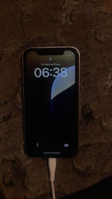 iphone 3gs: IPhone Xr, Qara, Face ID — 1