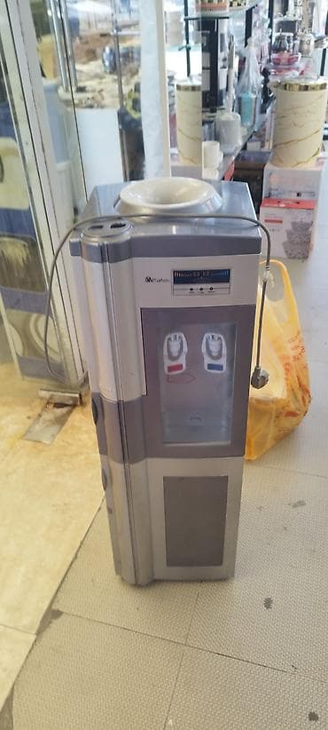 Dispenser Döşəməüstü, Su isitmə ilə