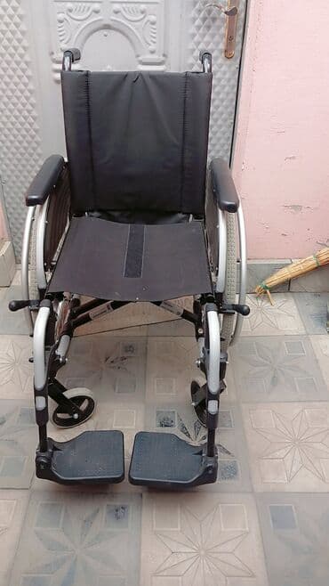 Tibbi geyim: Ottobock əlil arabası - Brend: Ottobock - Tip: Manual (ələ çevrilən) — 3