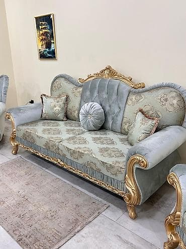 Divan və kreslo dəstləri: Klassik divan, Divan, Bazasız, Açılmayan — 1