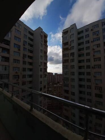 villa evləri: Həzi Aslanov metro stansiyası yaxınlığında,Akkord MMC-in binasında 2 — 30