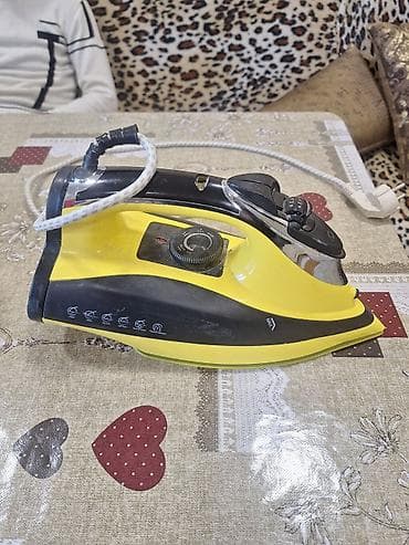 Buxarlı ütü – sarı/qara korpus, “Superior Glide Titanium” altlıq -