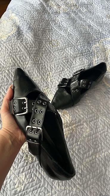 Pull&Bear, Ölçü: 38, rəng - Qara, Yeni