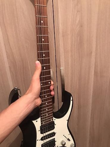 electro gitara: Elektrik gitara – Zangar markası, superstrat korpus dizaynı, qara — 4